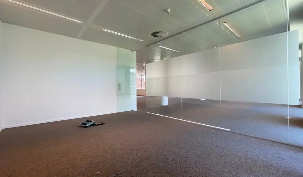 Gerenoveerde kantoorruimte te huur in Astrid Building aan Centraal Station in Antwerpen foto 15