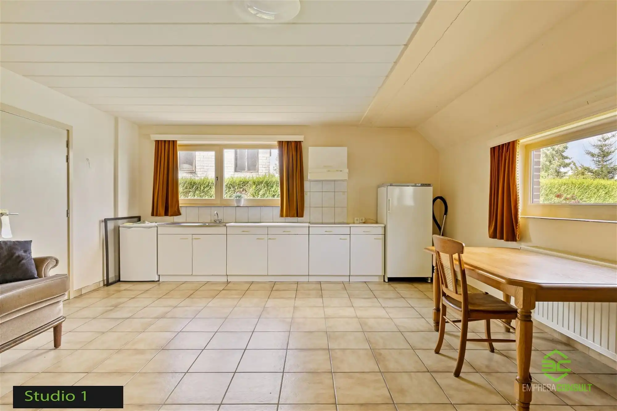 Ruime woning met 8 slpk + 1 magazijn op 21a 24ca! foto 42