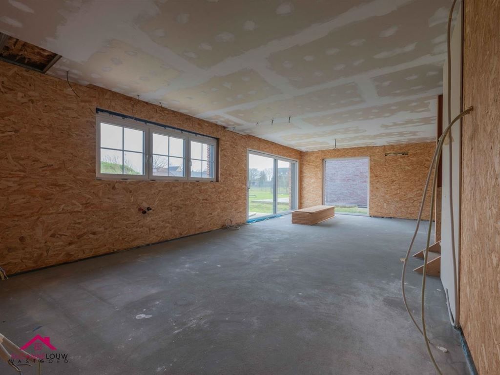 Zeer ruime nieuwbouwwoning, nog verder af te werken foto 14