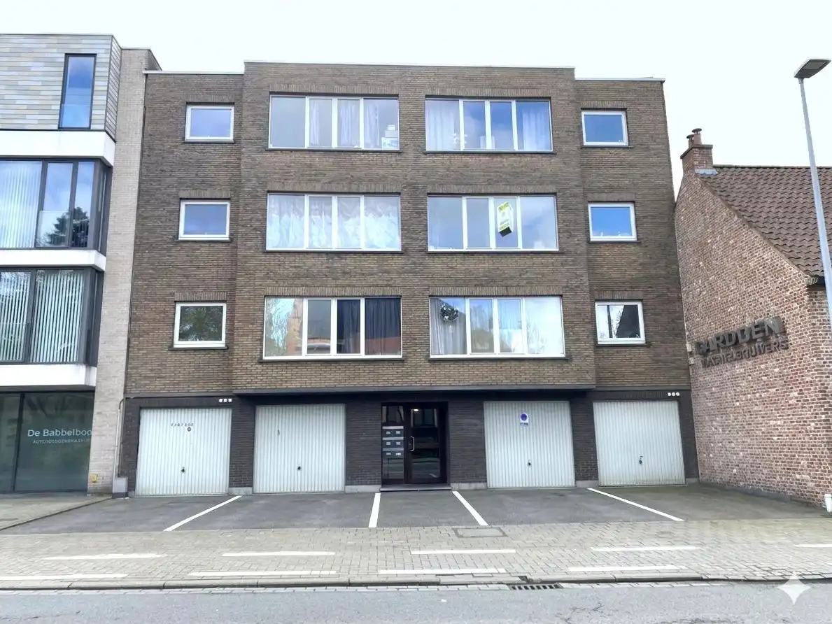 Appartement te huur Izegemsestraat 8 -/4 - 8800 Rumbeke