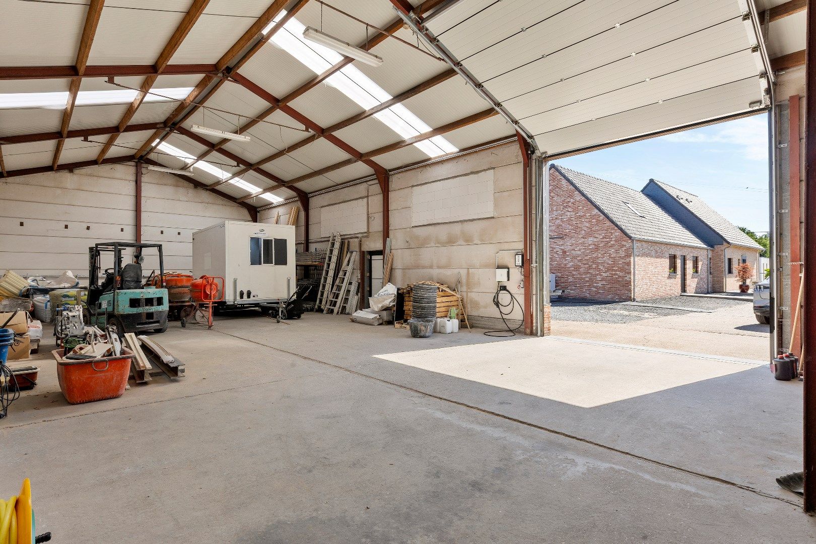 Prachtig gerenoveerde villa met 4 slaapkamers en ruime loods. foto 22