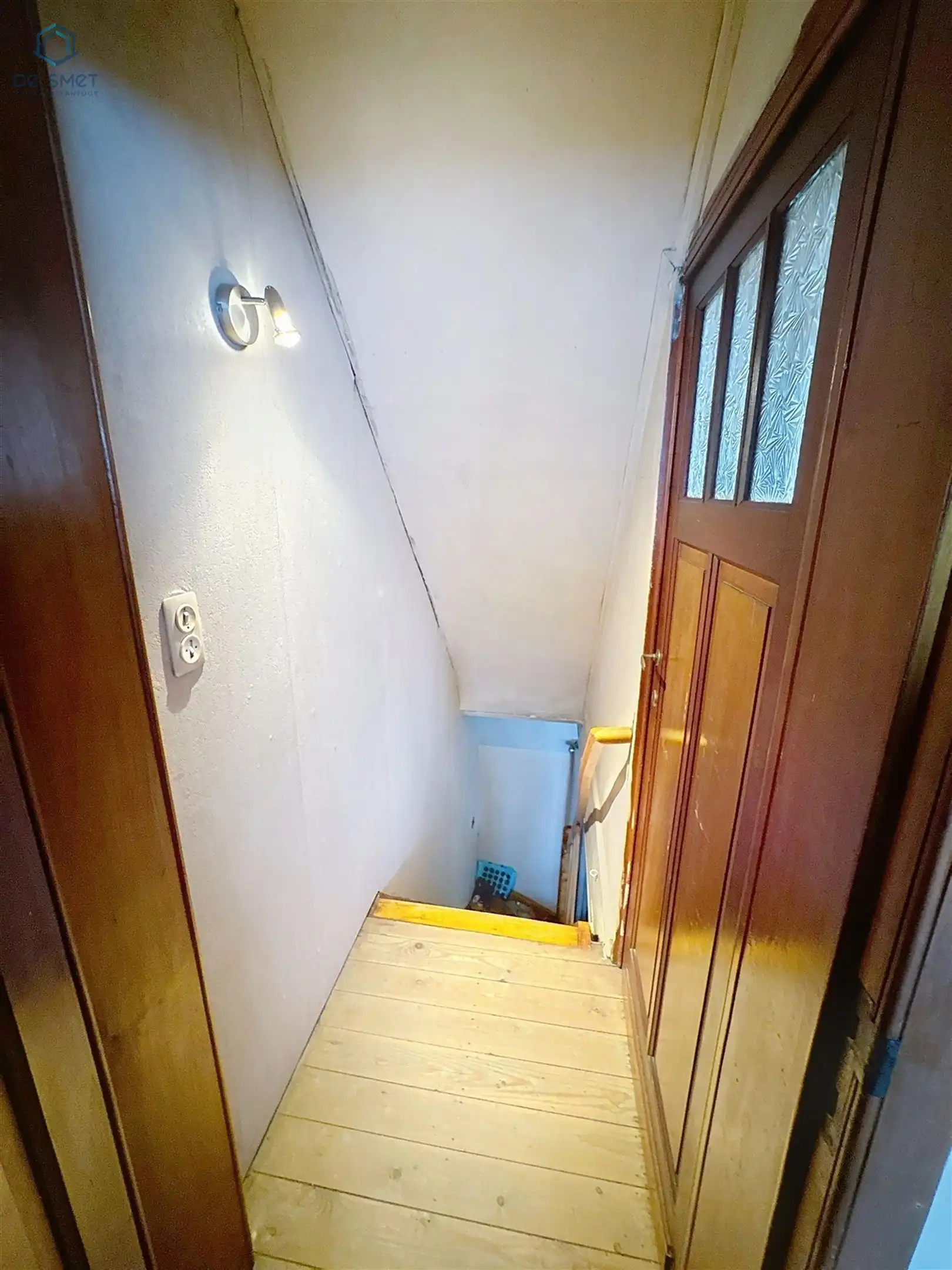 Rustige woning met handelsruimte/loods, 2 slaapkamers en dubbele garage in Beert foto 8