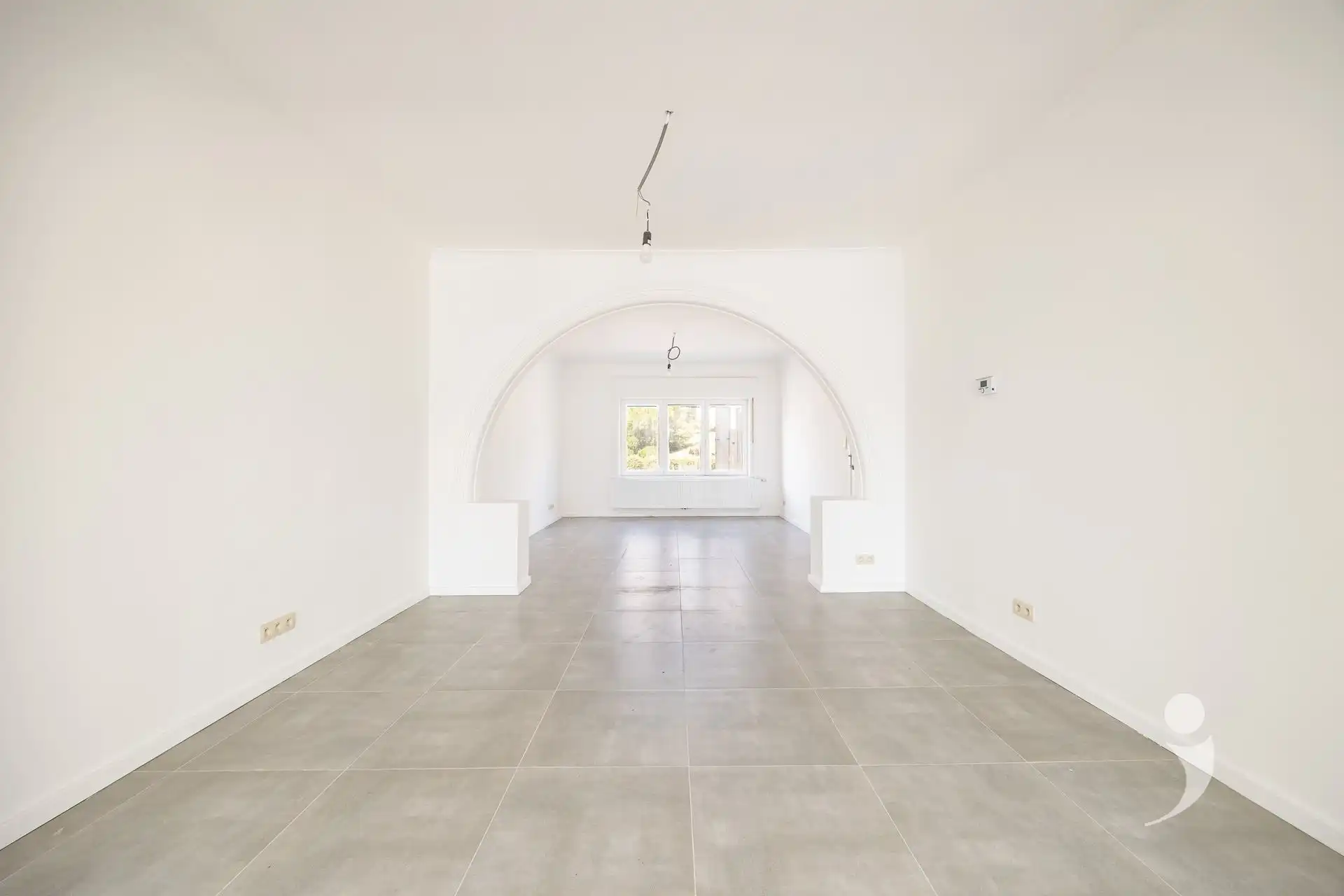 Karaktervolle, volledig gerenoveerde woning met 4 slaapkamers, 2 badkamers en zonnige tuin! foto 7
