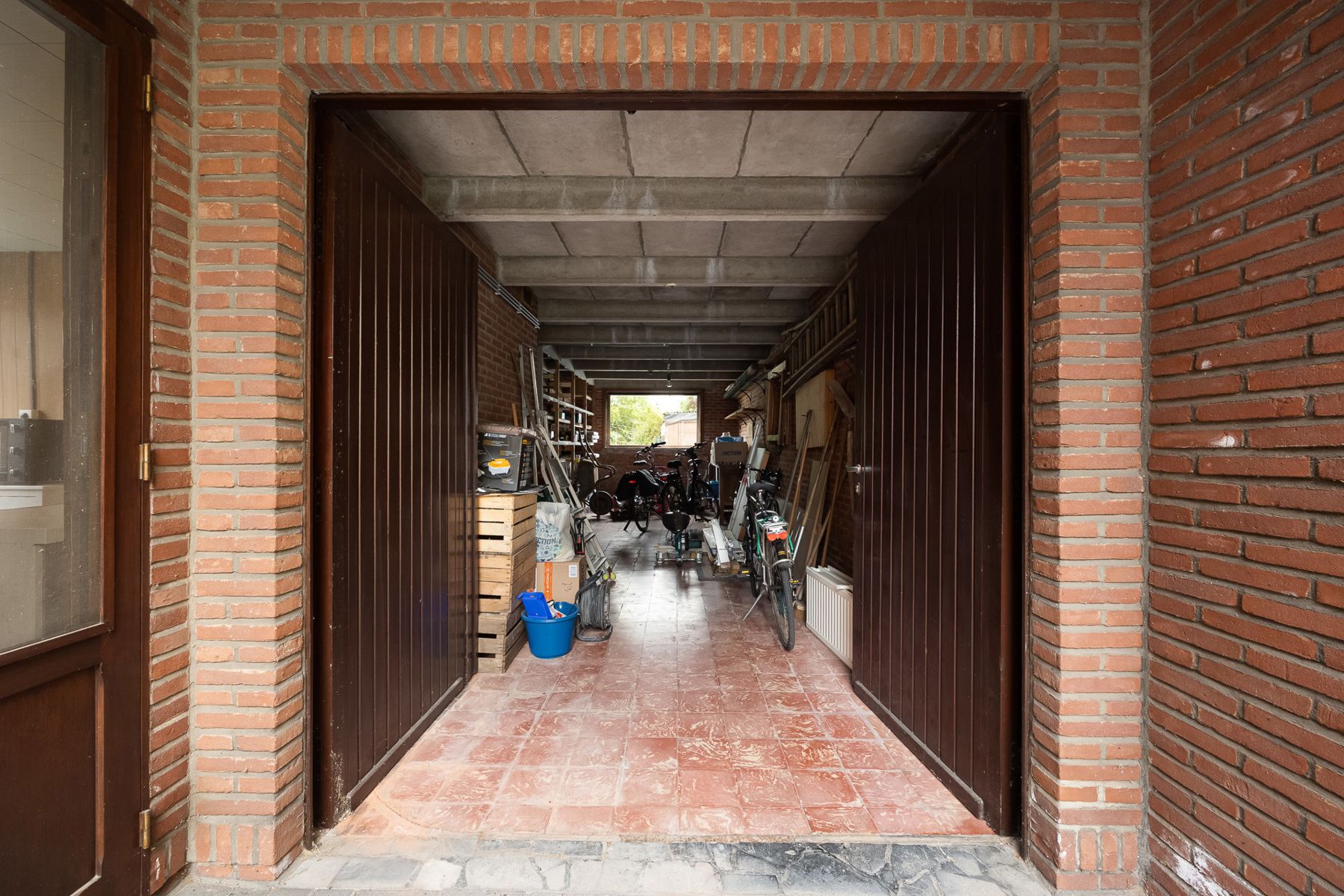 Gezellige HOB met 2 slaapkamers, zuid tuin en garage! foto 17