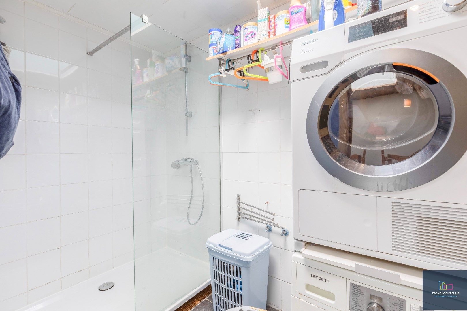 Instapklare woning met aangename tuin en garage foto 10