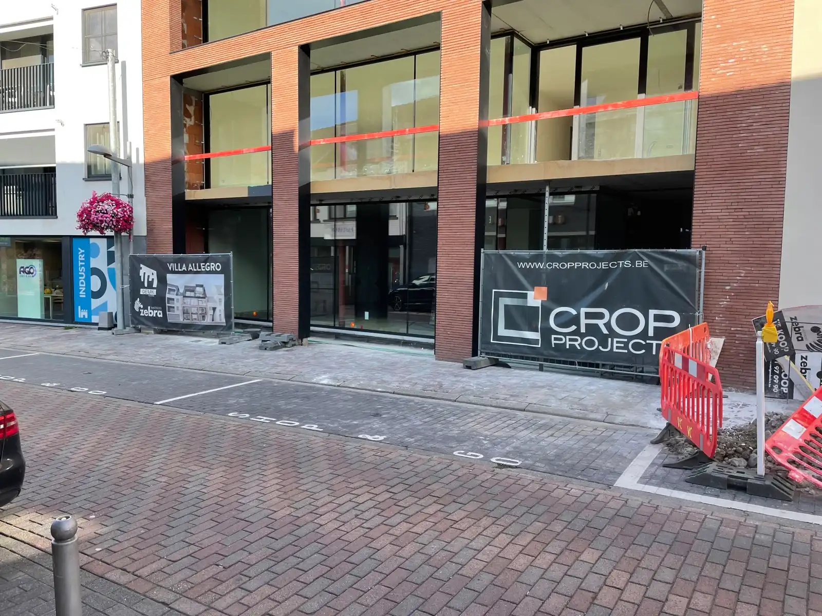 Commerciële ruimte te huur op toplocatie  foto 2