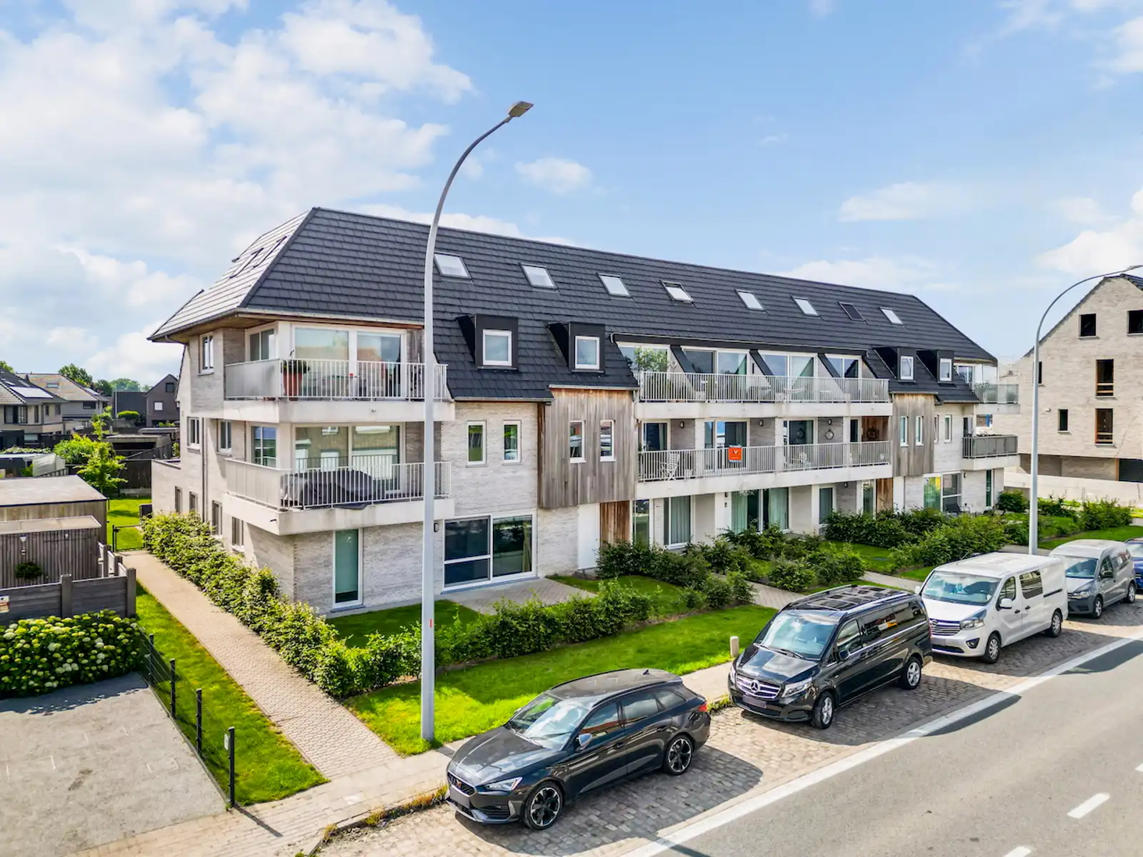 Hoogwaardig afgewerkt appartement te Zedelgem foto 16