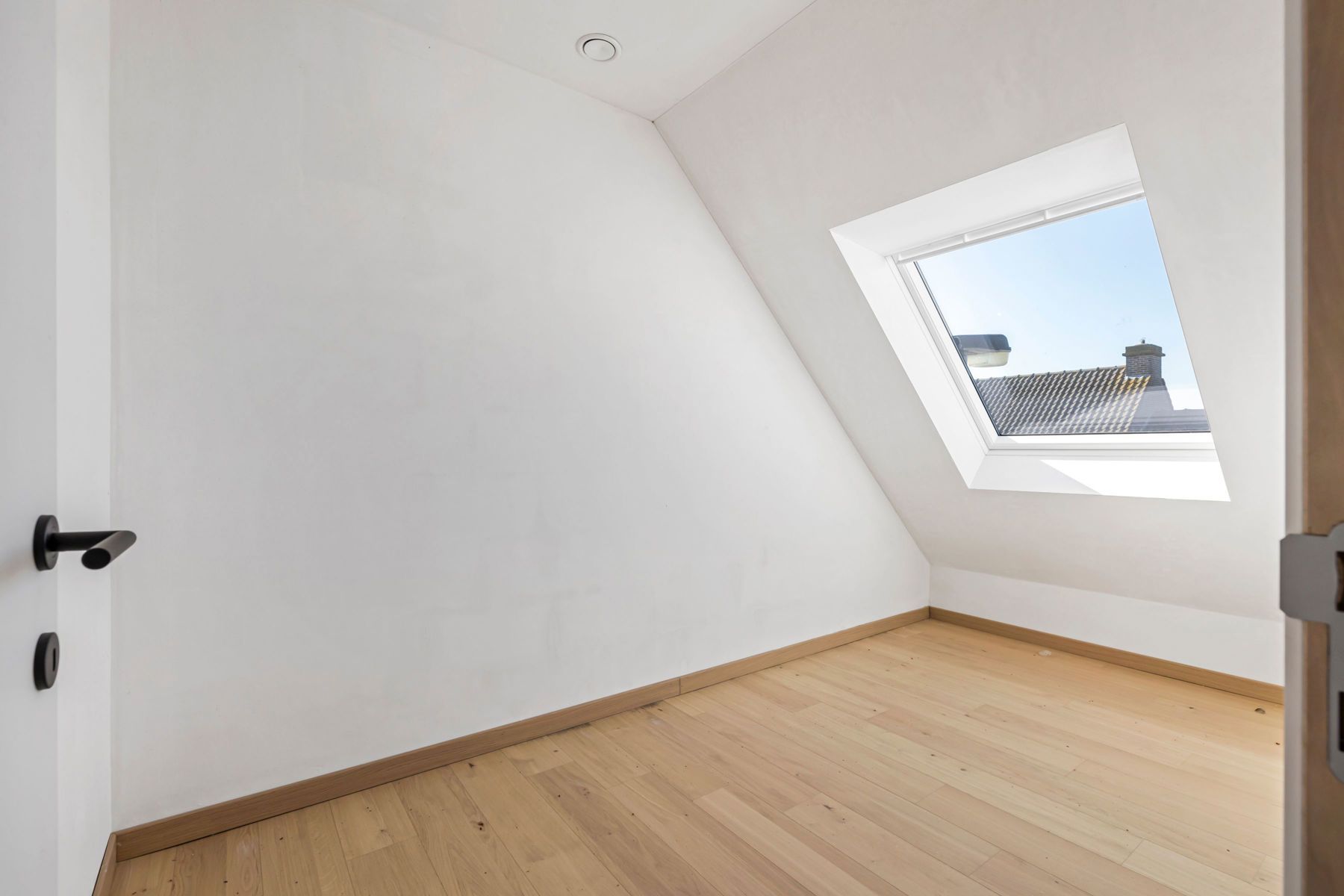 Prachtig nieuwbouwappartement met volledige zolderverdieping foto 11