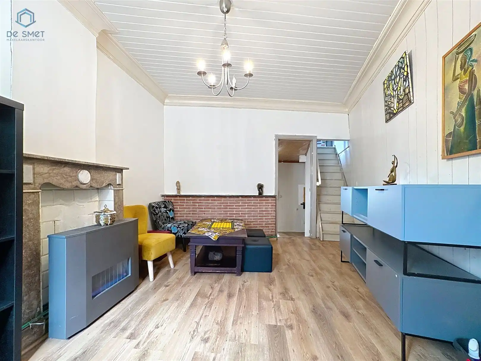 Hoofdfoto van de publicatie: Te renoveren woning met stadstuintje in hartje Geraardsbergen