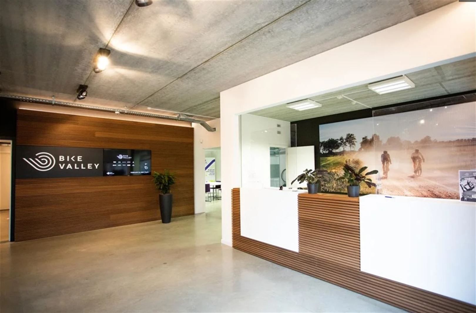 Kantoorgebouw foto 2