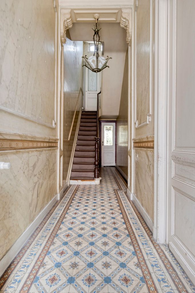 Te renoveren herenhuis met tuin nabij Sint-Guidoplein foto 3