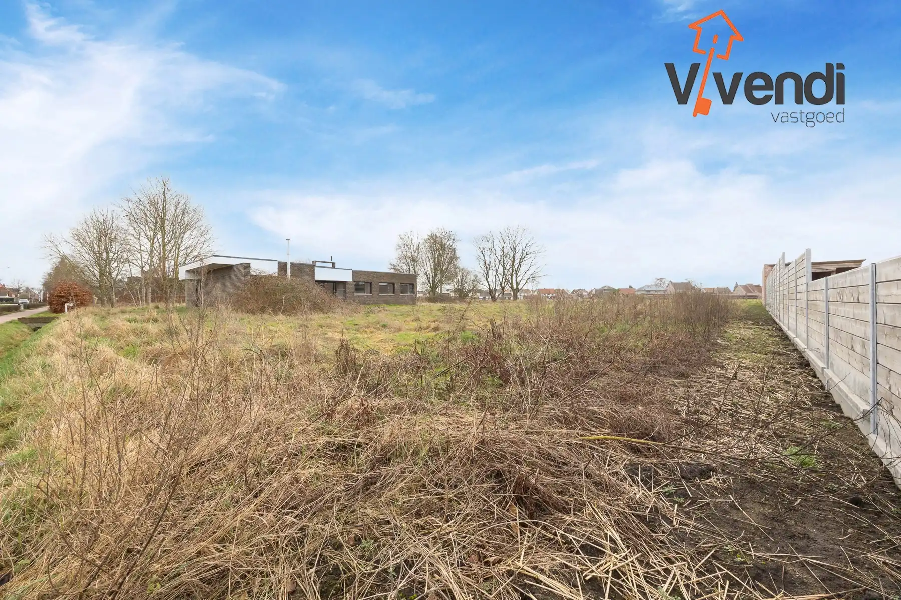 Woning met ruim perceel en verkavelingspotentieel in Weelde foto 3