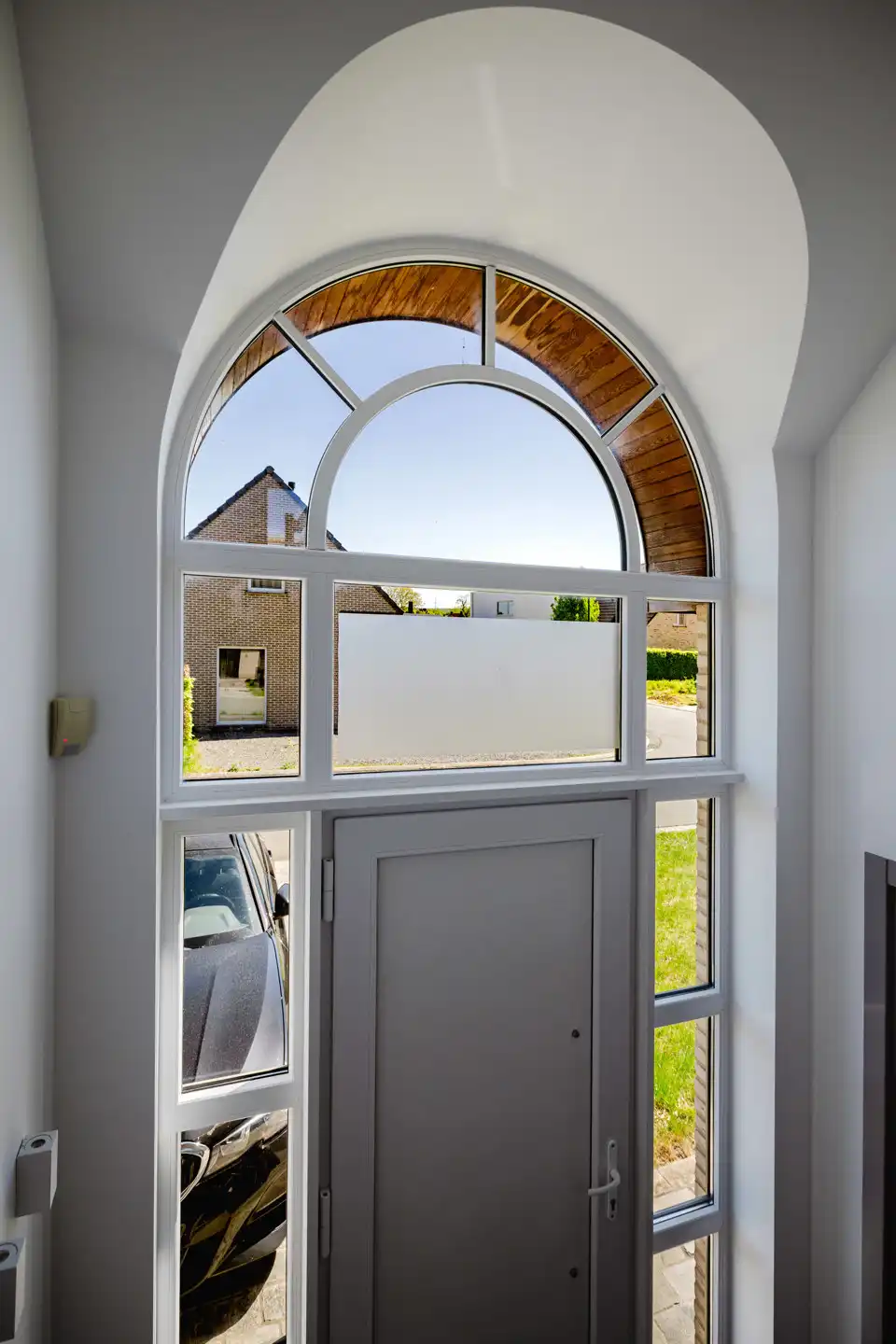 Instapklare woning met lichtrijke tuin foto 10