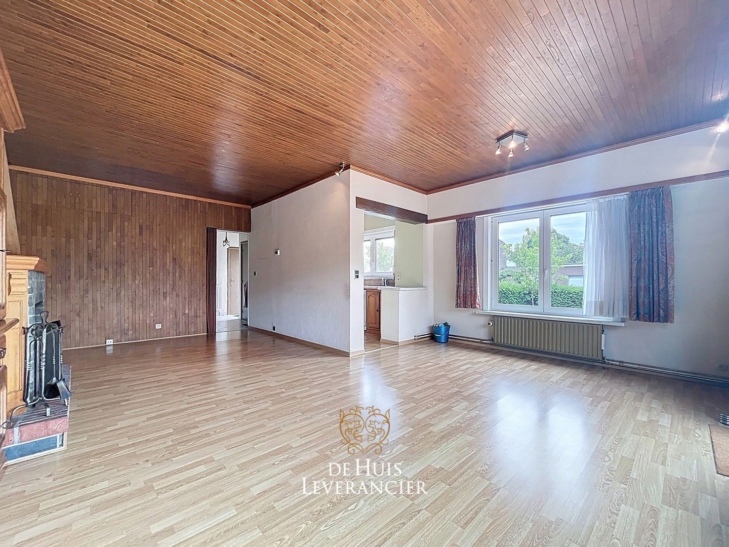 Een huis met potentieel in een buurt met toekomst ! foto 5