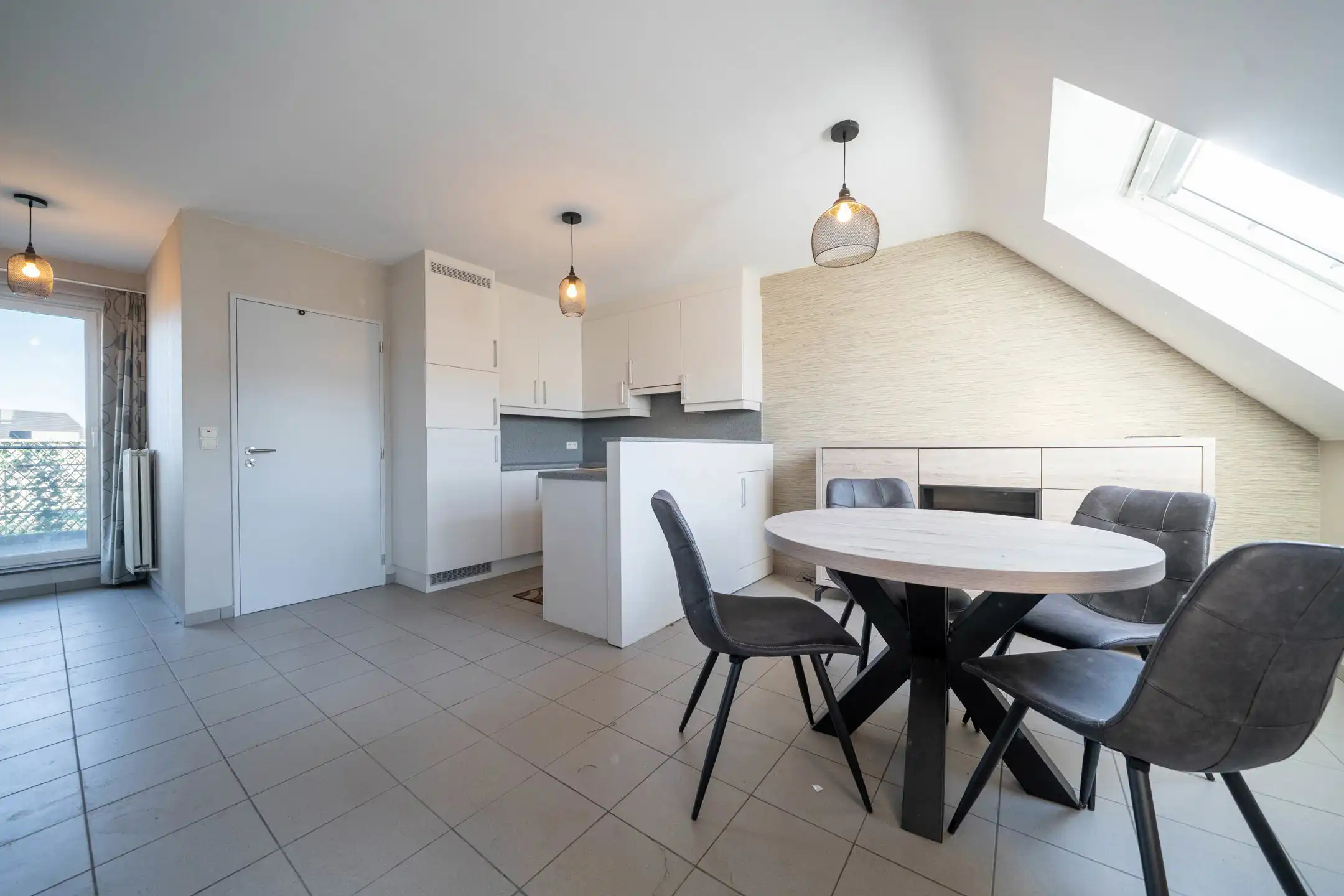 2 slp APP met terras en autostaanplaats (incl. prijs) foto 4