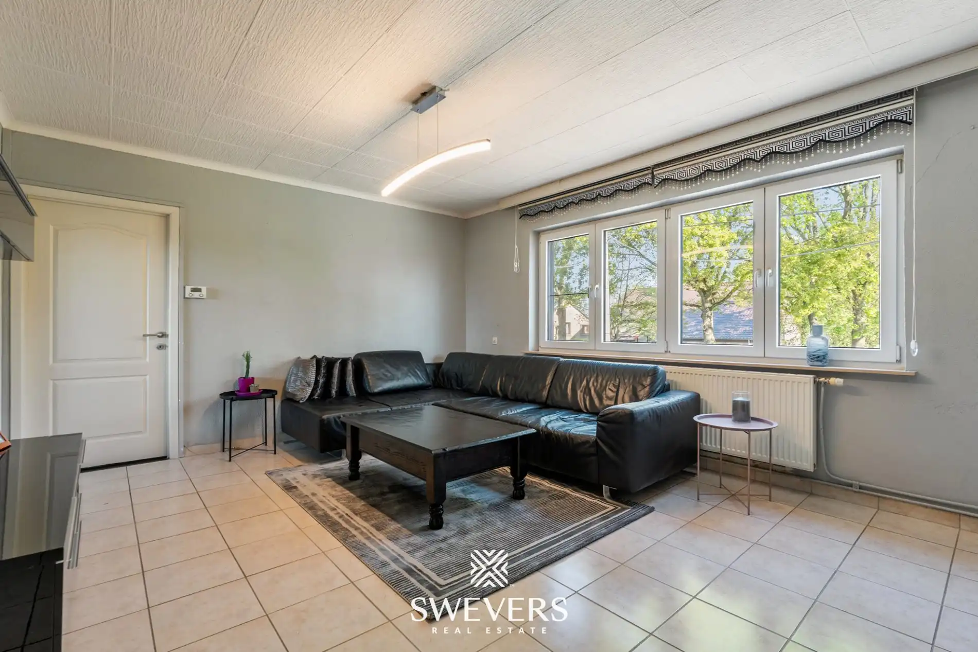 Appartement met 2 slaapkamers en garagebox op rustige locatie te Koersel foto 4