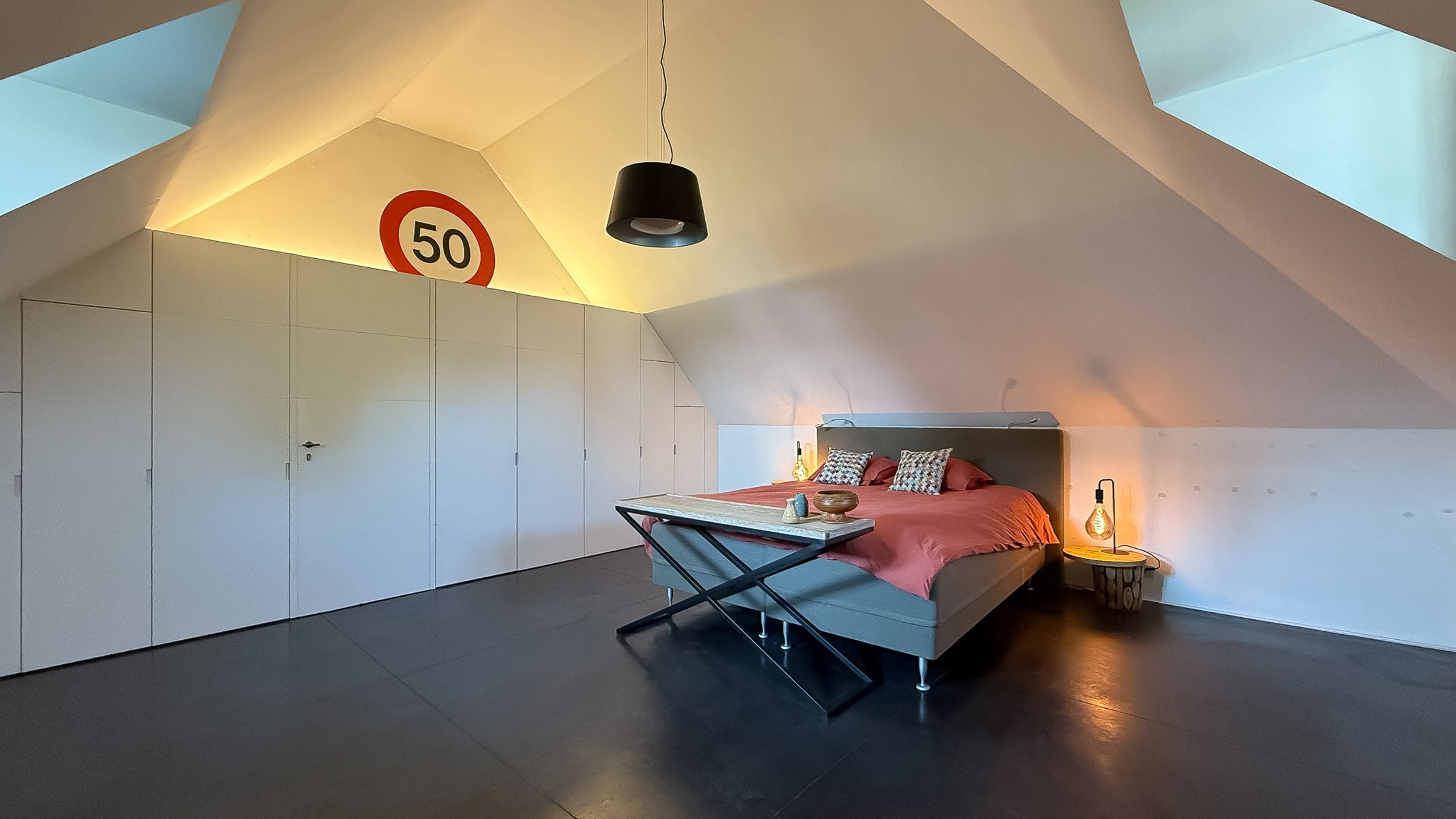 Exclusieve villa met zwembad, gelegen in een groene omgeving foto 27