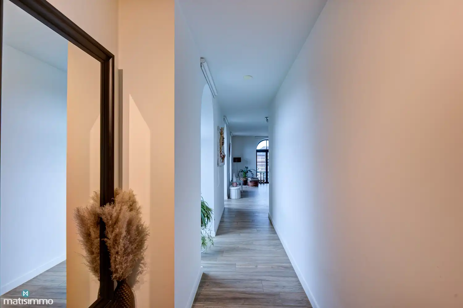 RIANT, INSTAPKLAAR DUPLEXAPPARTEMENT MET 2 SLAAPKAMERS EN 2 AUTOSTAANPLAATSEN IN MOELINGEN foto 3