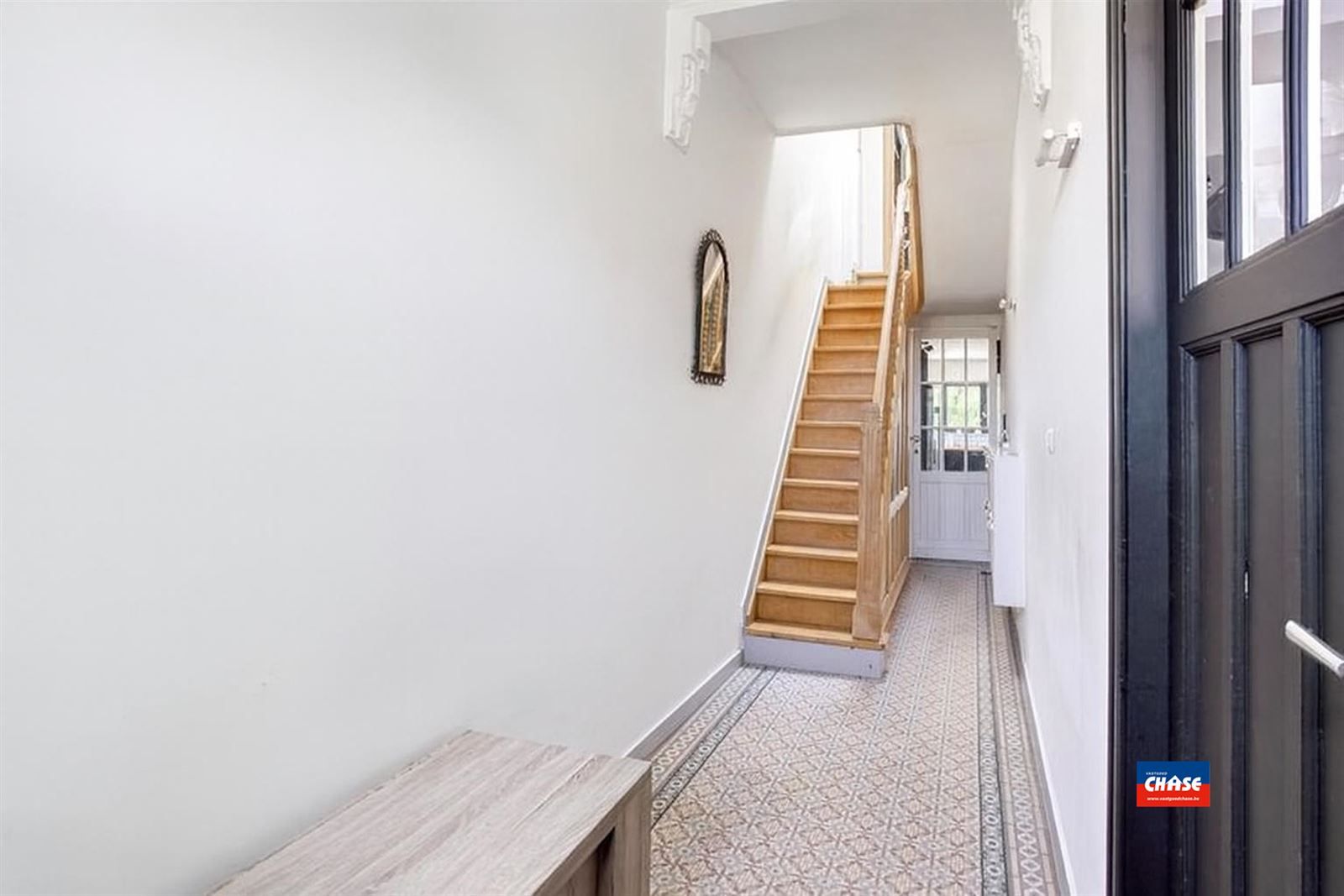 Recent gerenoveerde woning met 3 slaapkamers en tuin foto 12