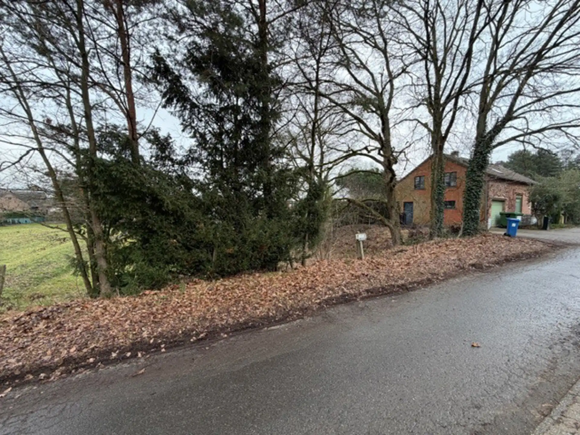 Bouwgrond voor open bebouwing in een doodlopende straat foto 4