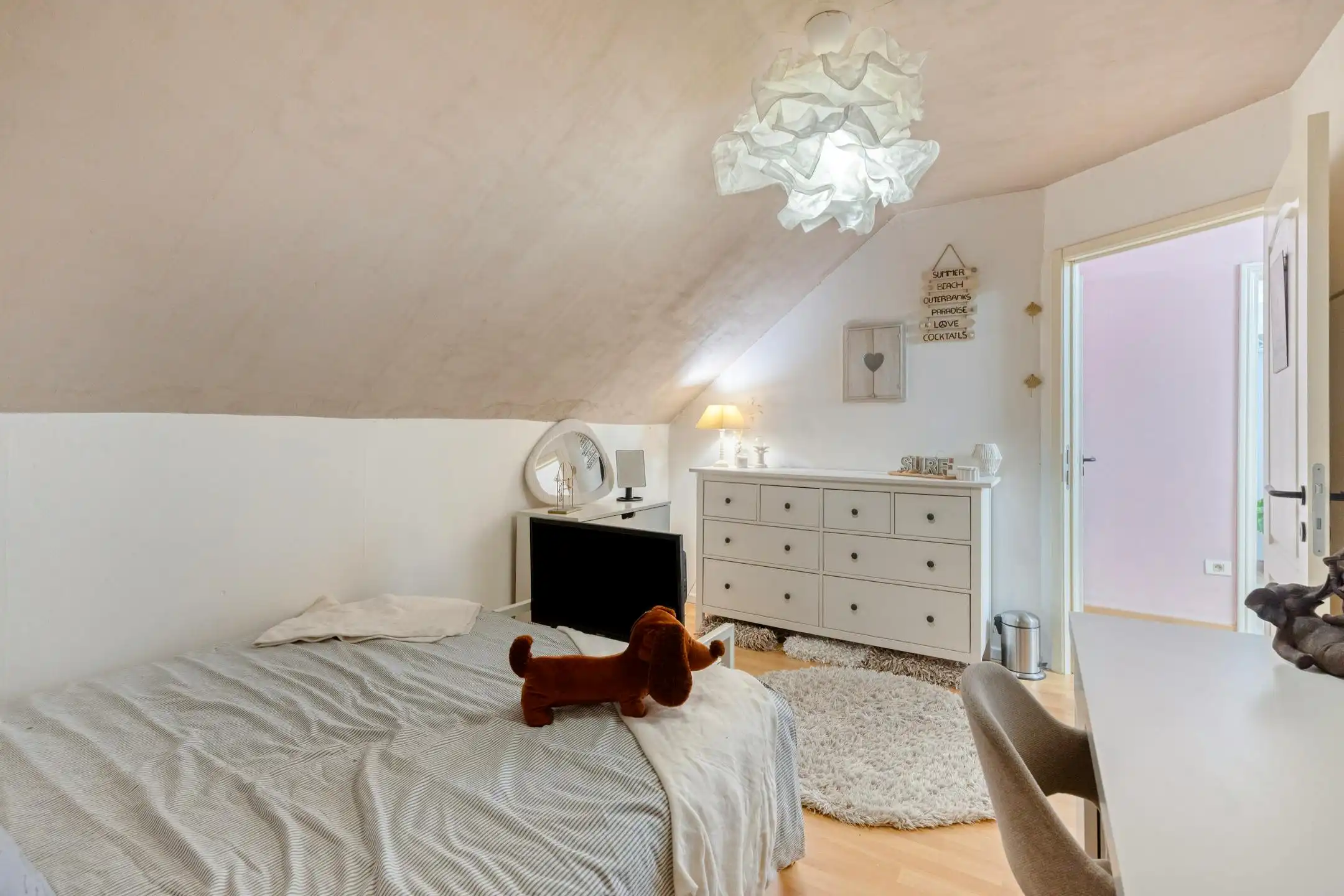 Instapklare villa te koop op een rustige ligging in Harelbeke! foto 18