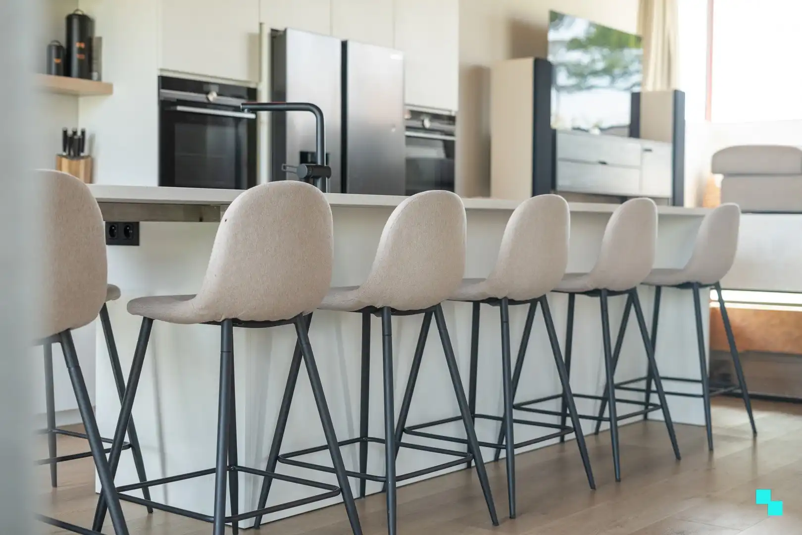 Architecturale (quasi)nieuwbouwwoning op rustige verkaveling te Lendelede foto 9