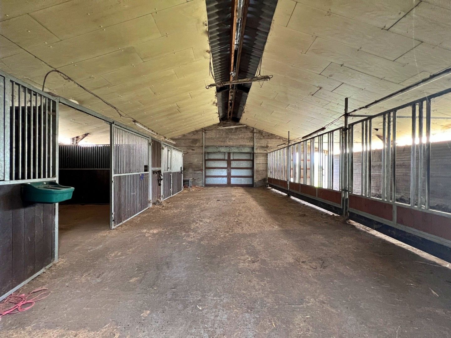 🏡 Te huur: Schuur/Stal/Opslagplaats – 365 m² – Lievegem + optioneel weide van circa 1 hectare groot foto 7