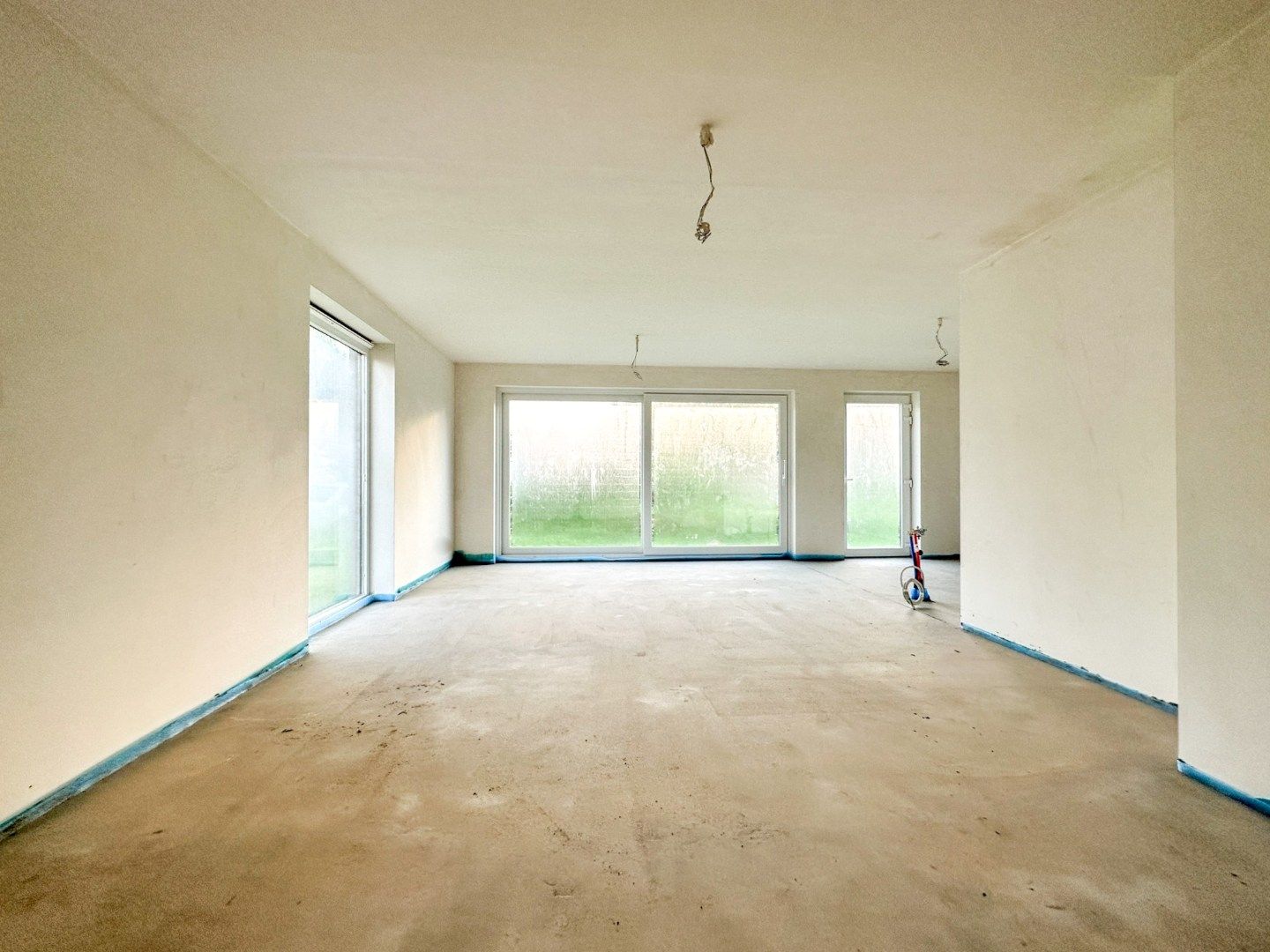 Rustig gelegen energiezuinige nieuwbouwwoning met 4 slpk, op ruim perceel, Torhout. foto 6