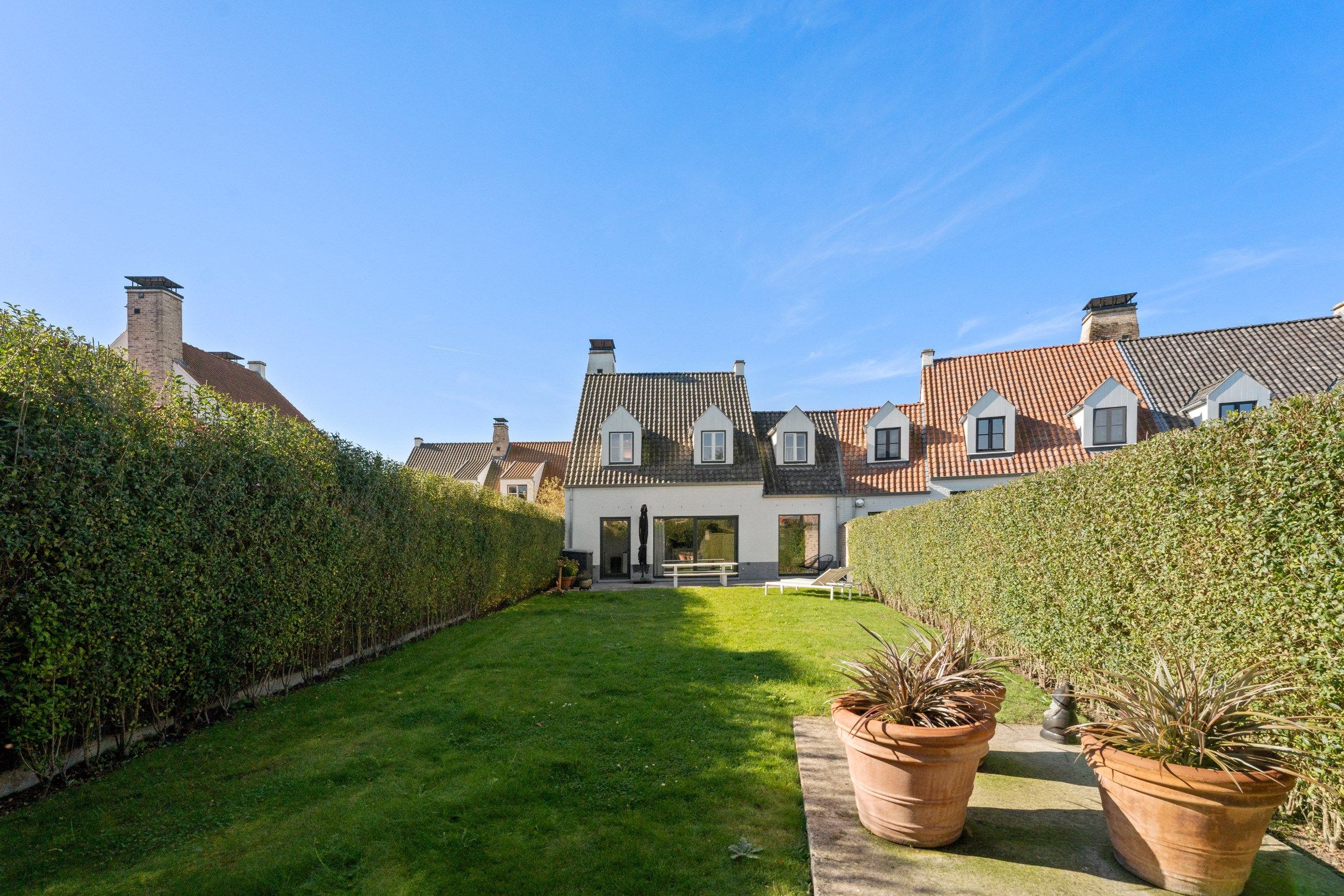 PRACHTIG INSTAPKLARE woning te huur met 3 volwaardige slaapkamers, garage en gezellige tuin gelegen in het hart van RAMSKAPELLE. foto 19