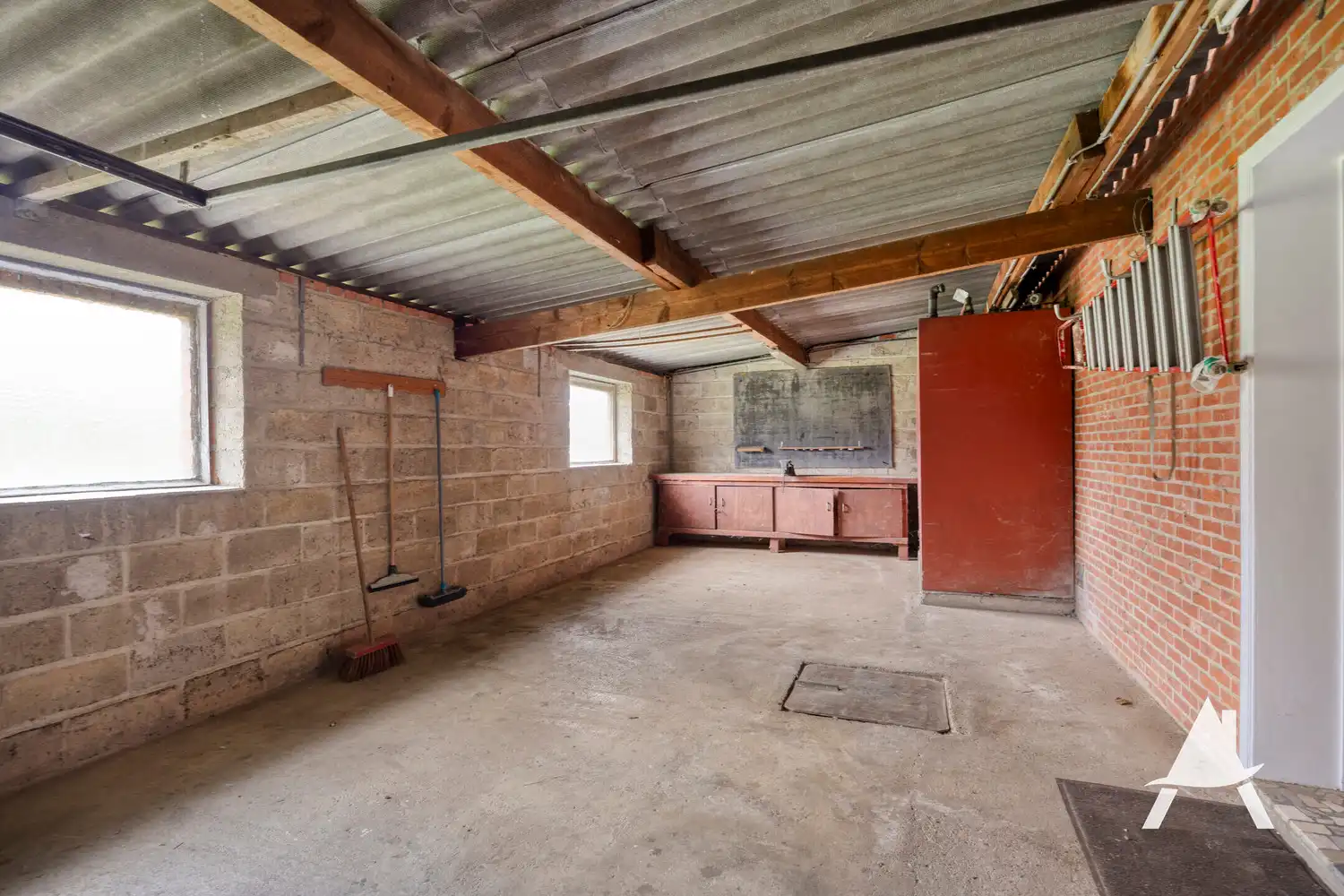 OPEN BEBOUWING MET RUIME GARAGE TE HALEN! foto 21