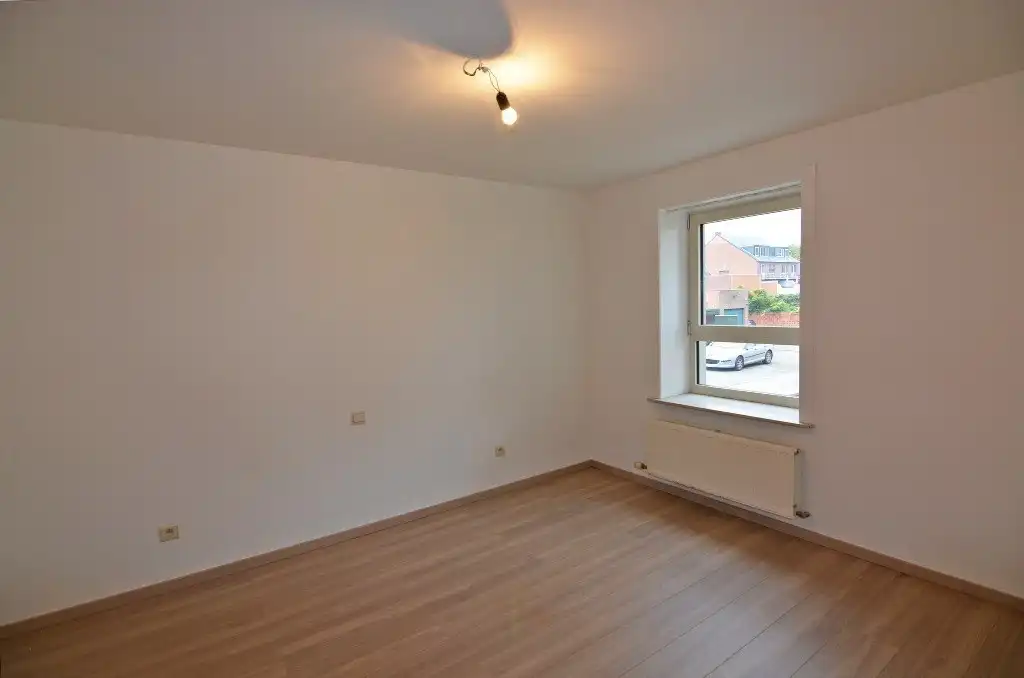 Gelijkvloers appartement met 1 slaapkamer. foto 5
