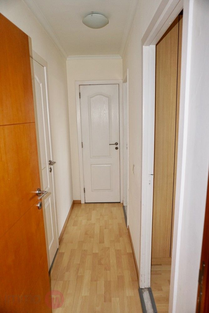 Gemeubeld appartement met 1 slaapkamer, bureelruimte, terras en fantastisch uitzicht over Leuven. foto 13