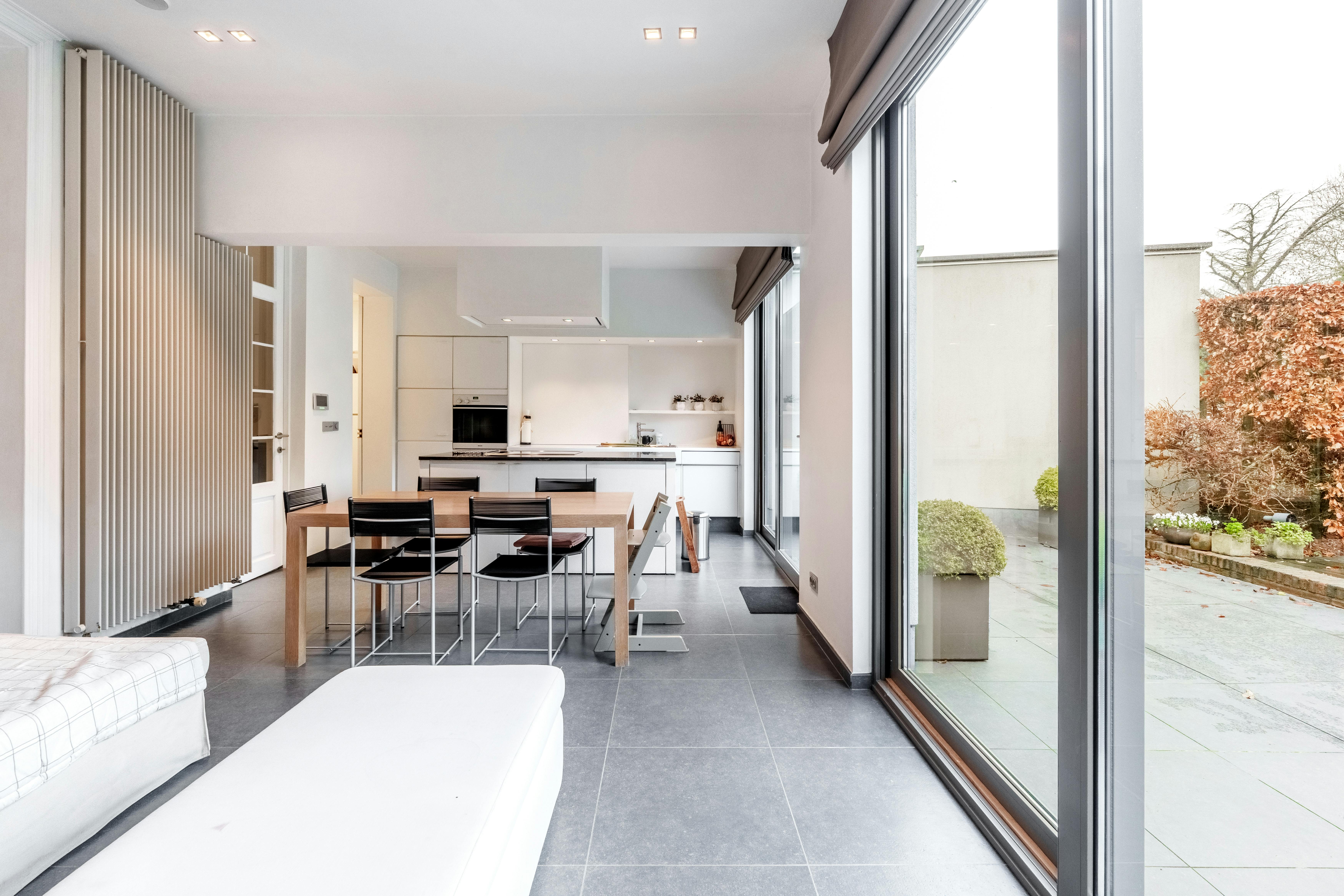 Magnifiek herenhuis te koop op 100m van de Menenpoort in Ieper foto 15