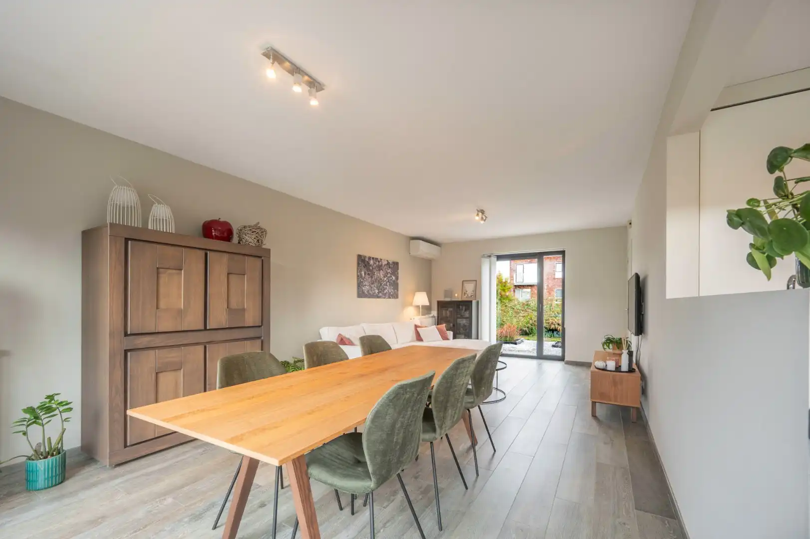 Instapklare en rustig gelegen woning met 3 slaapkamers foto 4