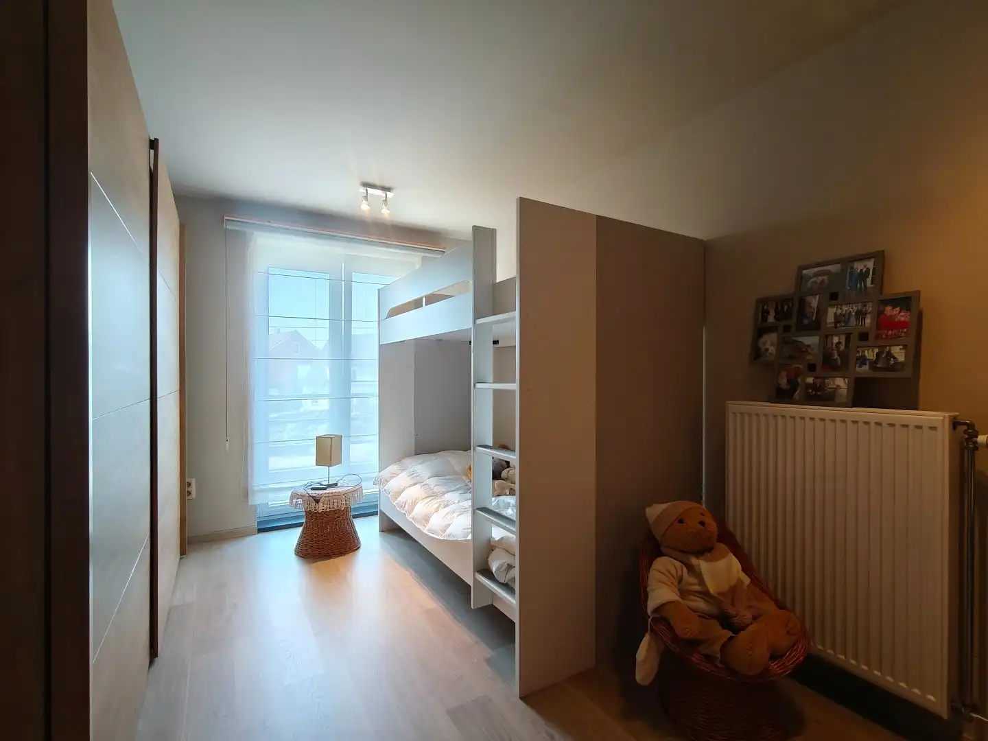 Ruime halfopen bebouwing met garage en 3 slaapkamers in Sint-Niklaas foto 8