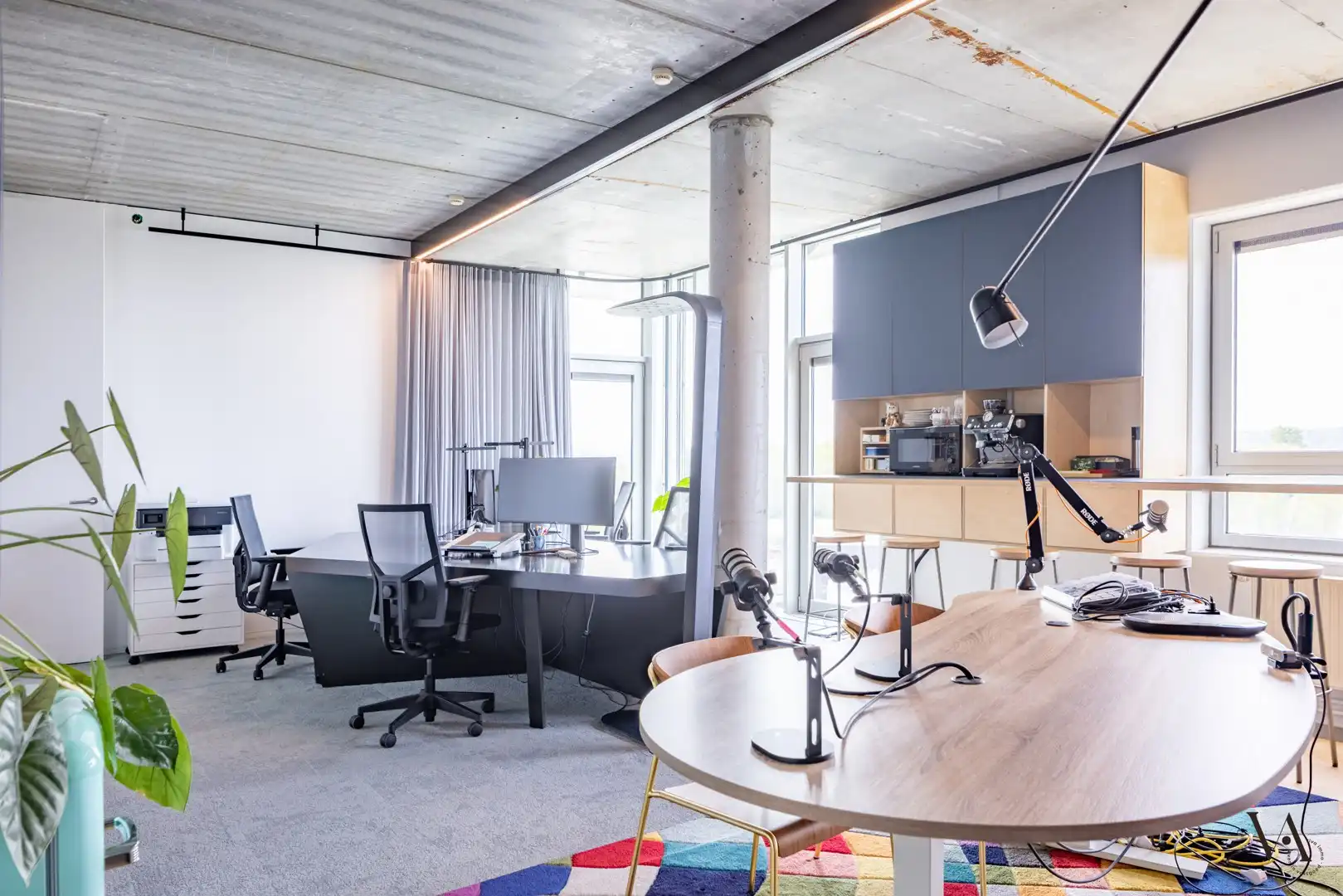 Exclusieve kantoorruimtes met gemeenschappelijke lounge in de Remytoren foto 15