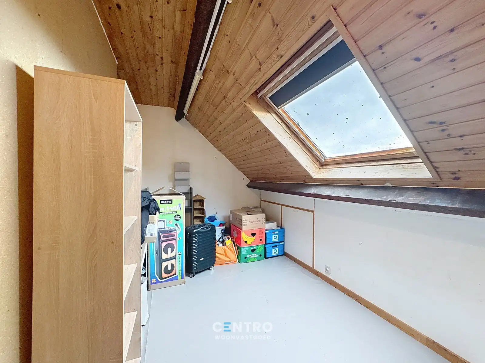 Op te frissen woning met 4 slpks én ZUIDger. tuin te Assebroek! foto 15