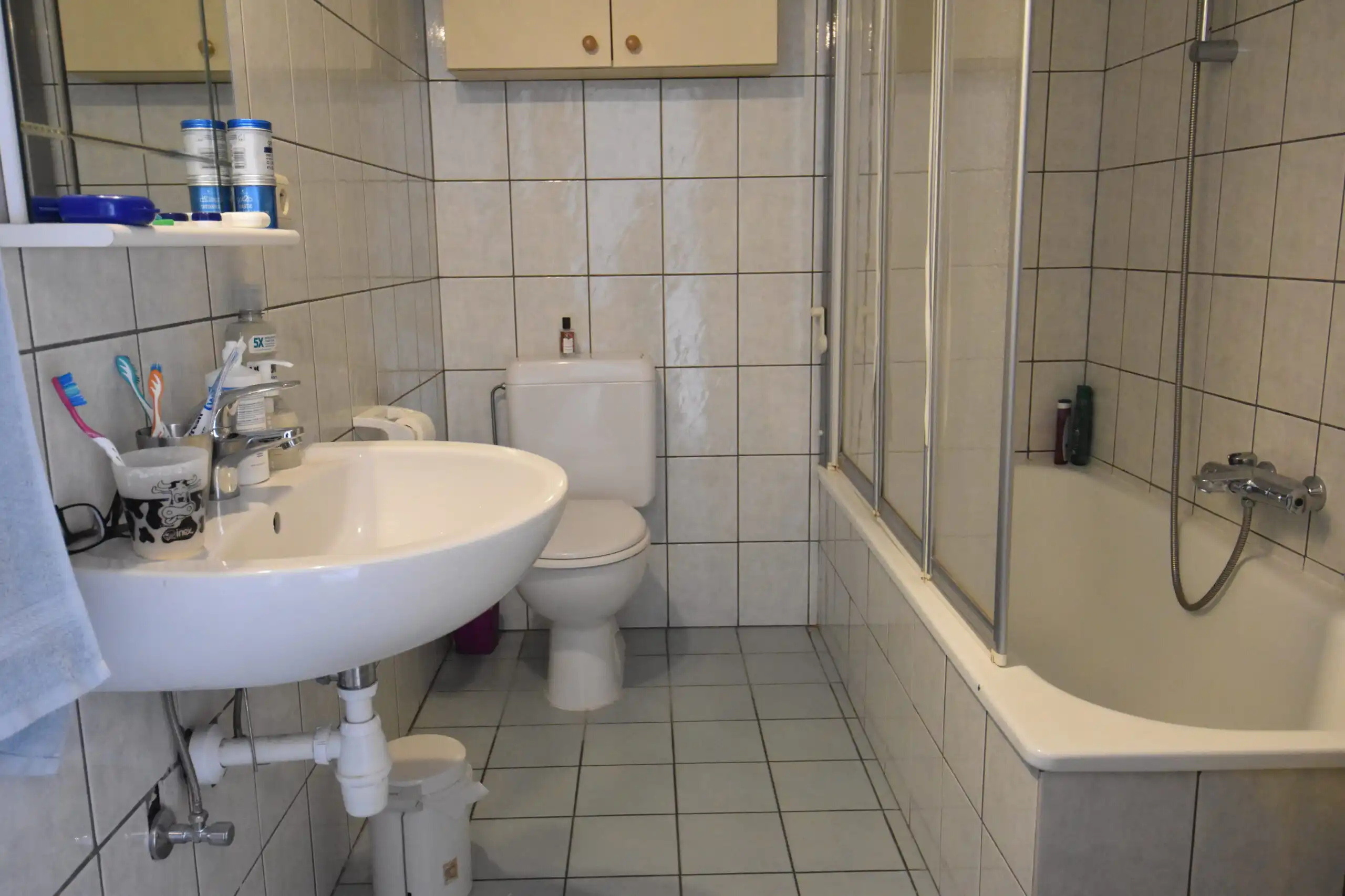 Gezellige woning met terras nabij het centrum van Nieuwkerken-Waas foto 3