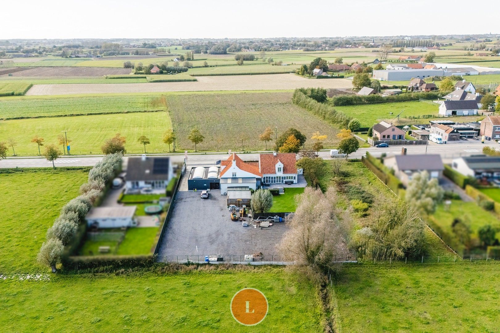 Villa met prachtige tuin, heel voor mogelijkheden op een perceel van 2740 m² en handelsruimte. foto 33