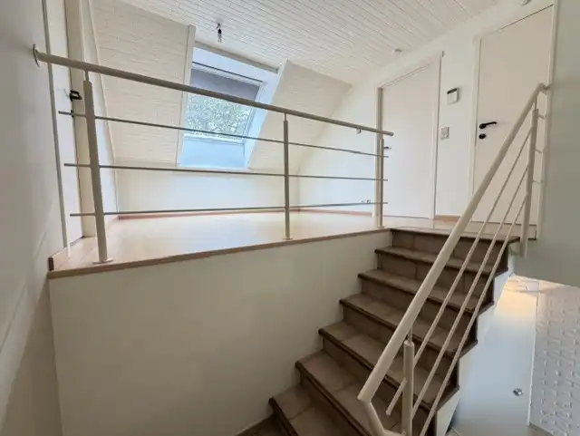Eengezinswoning met 2 slaapkamers, garage, terras en tuin foto 10