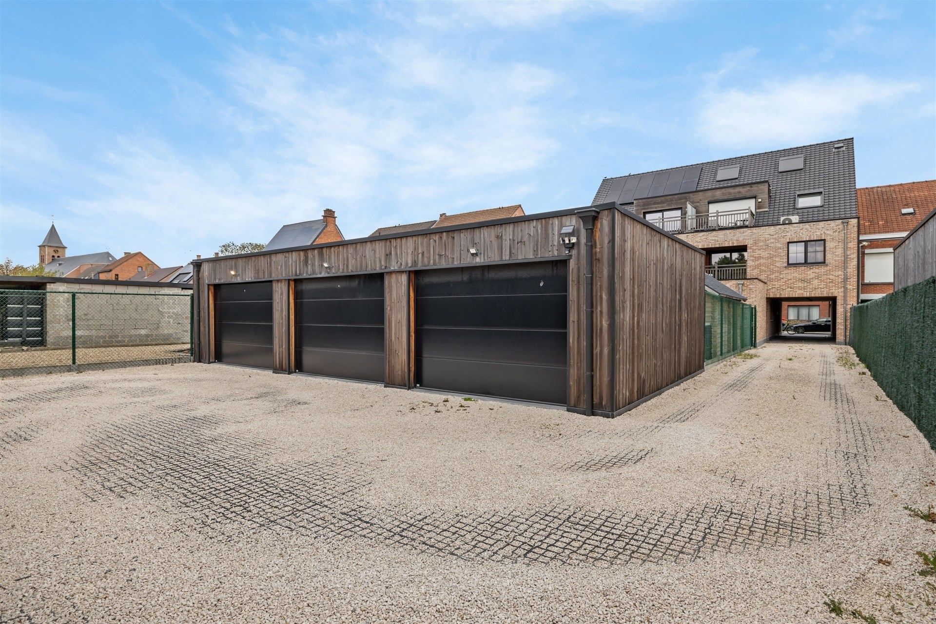 Uitstekend gelegen gelijkvloersappartement met 2 slaapkamers, zonnige tuin en garage (108m²) foto 22