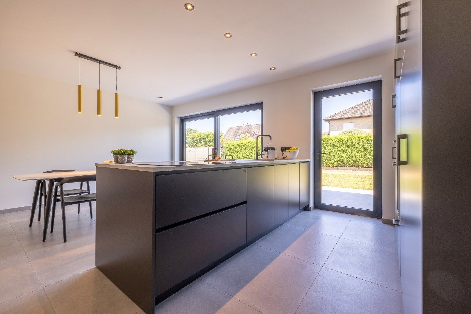 HALF OPEN NIEUWBOUW BEN-WONING MET 3 SLK, GARAGE, TERRAS EN TUIN foto 6