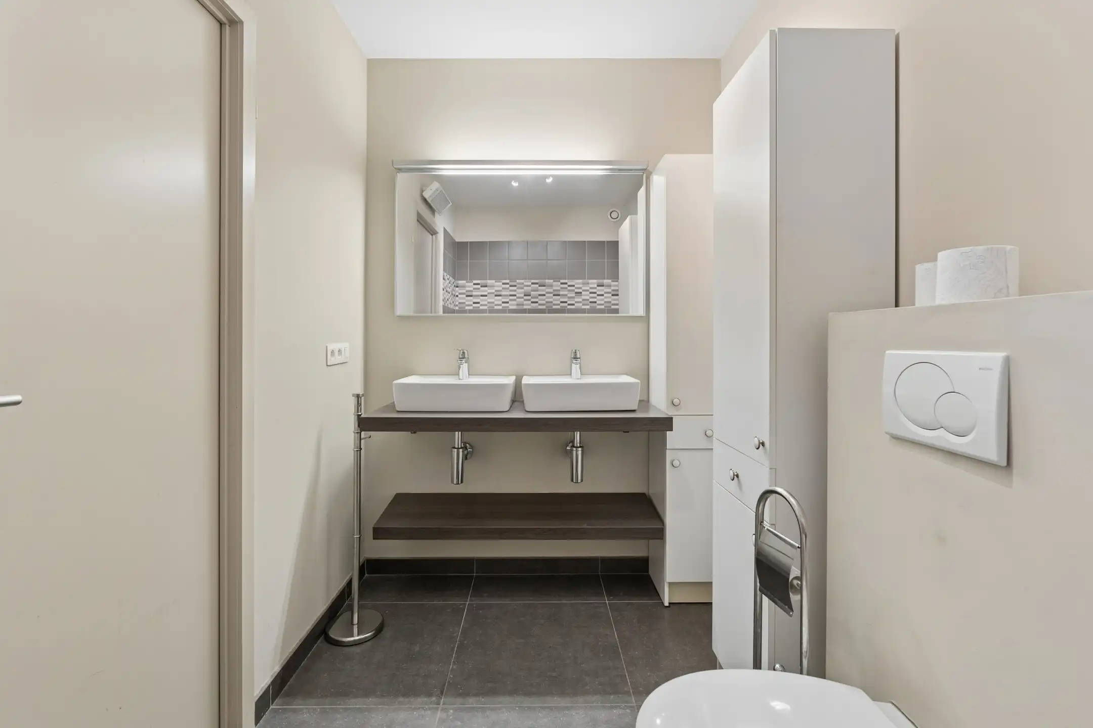 Rustig gelegen gelijkvloers appartement met 2 slaapkamers foto 15