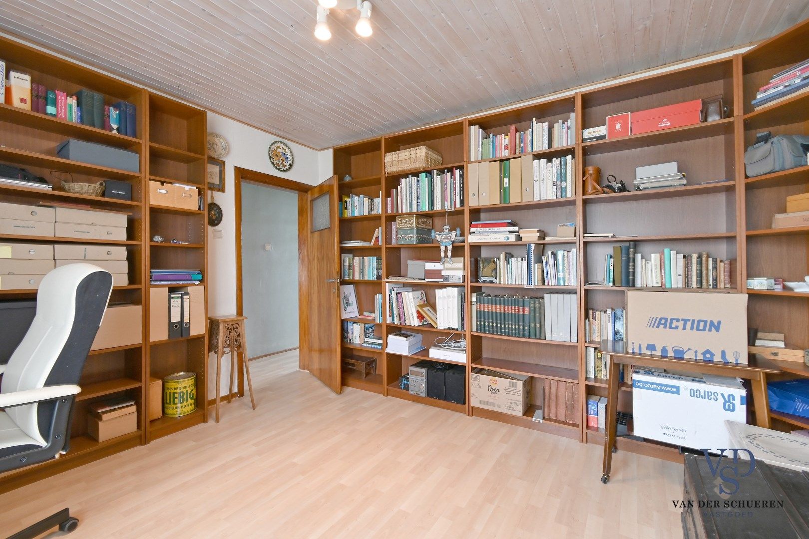 Charmante woning op royaal perceel van 1.618 m² foto 30