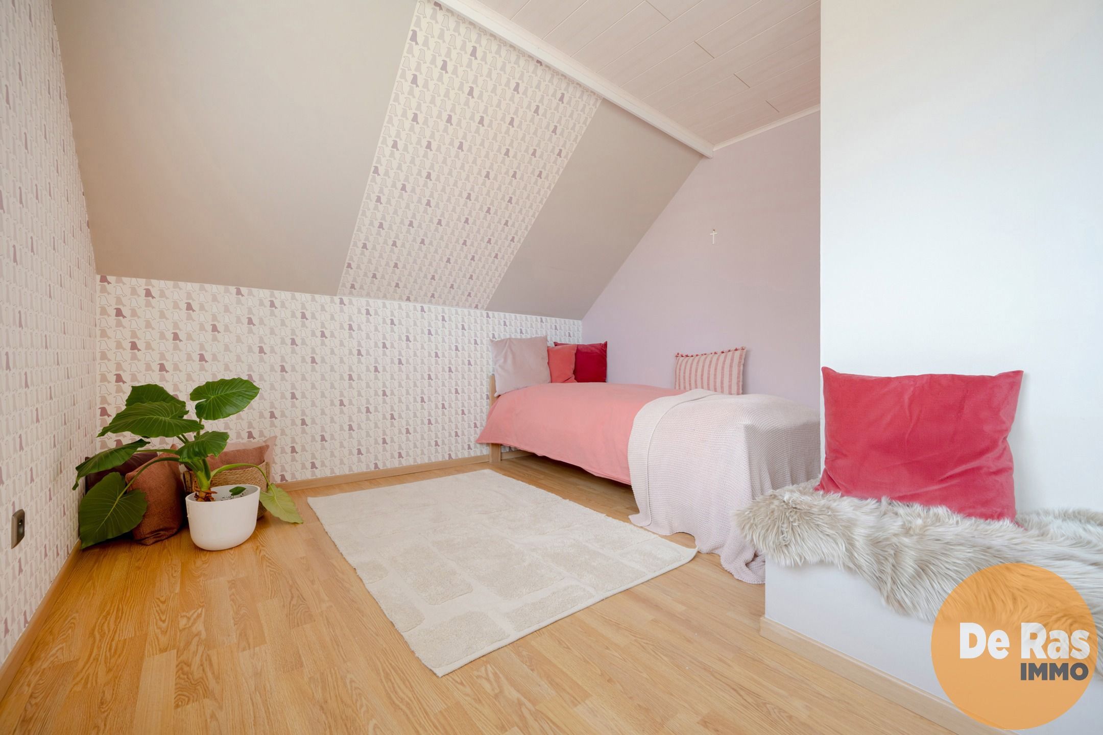 ZWALM -Recente OB met 4slp, 2 garages en tuin met open zicht foto 15