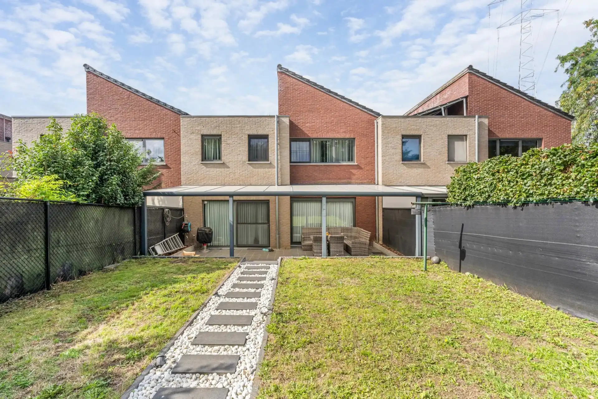Gezellige woning in rustige straat te Koersel foto 12