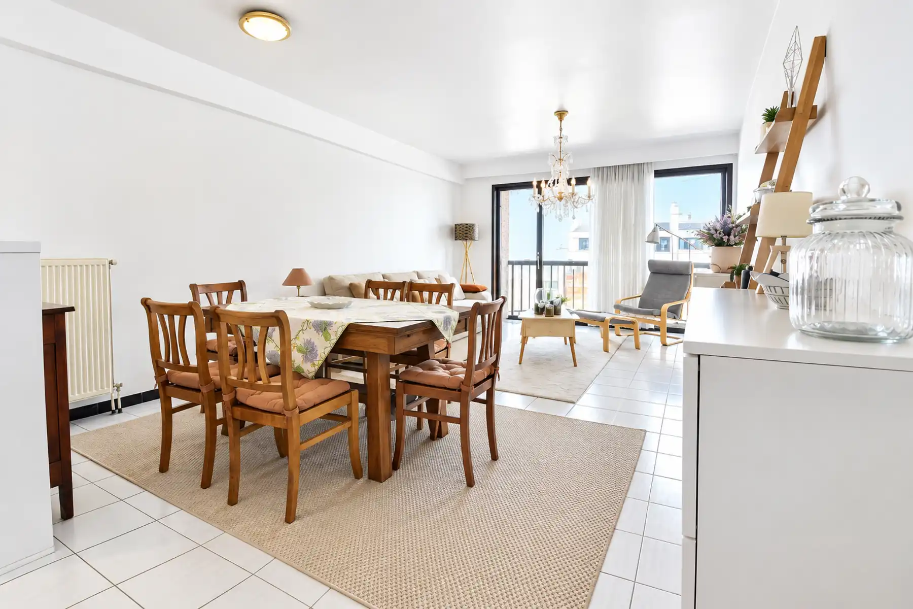 Appartement te huur foto {{pictureIndex}}