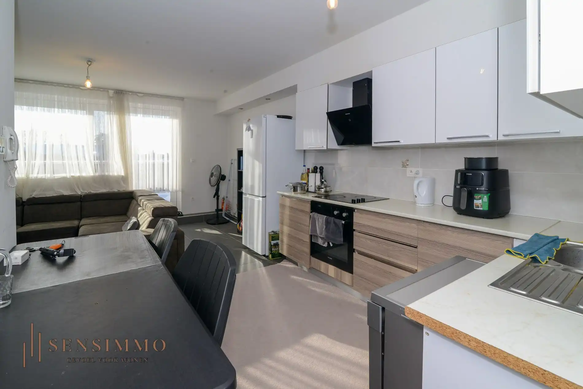 éénslaapkamer appartement met terras, parking en kelderberging foto 3