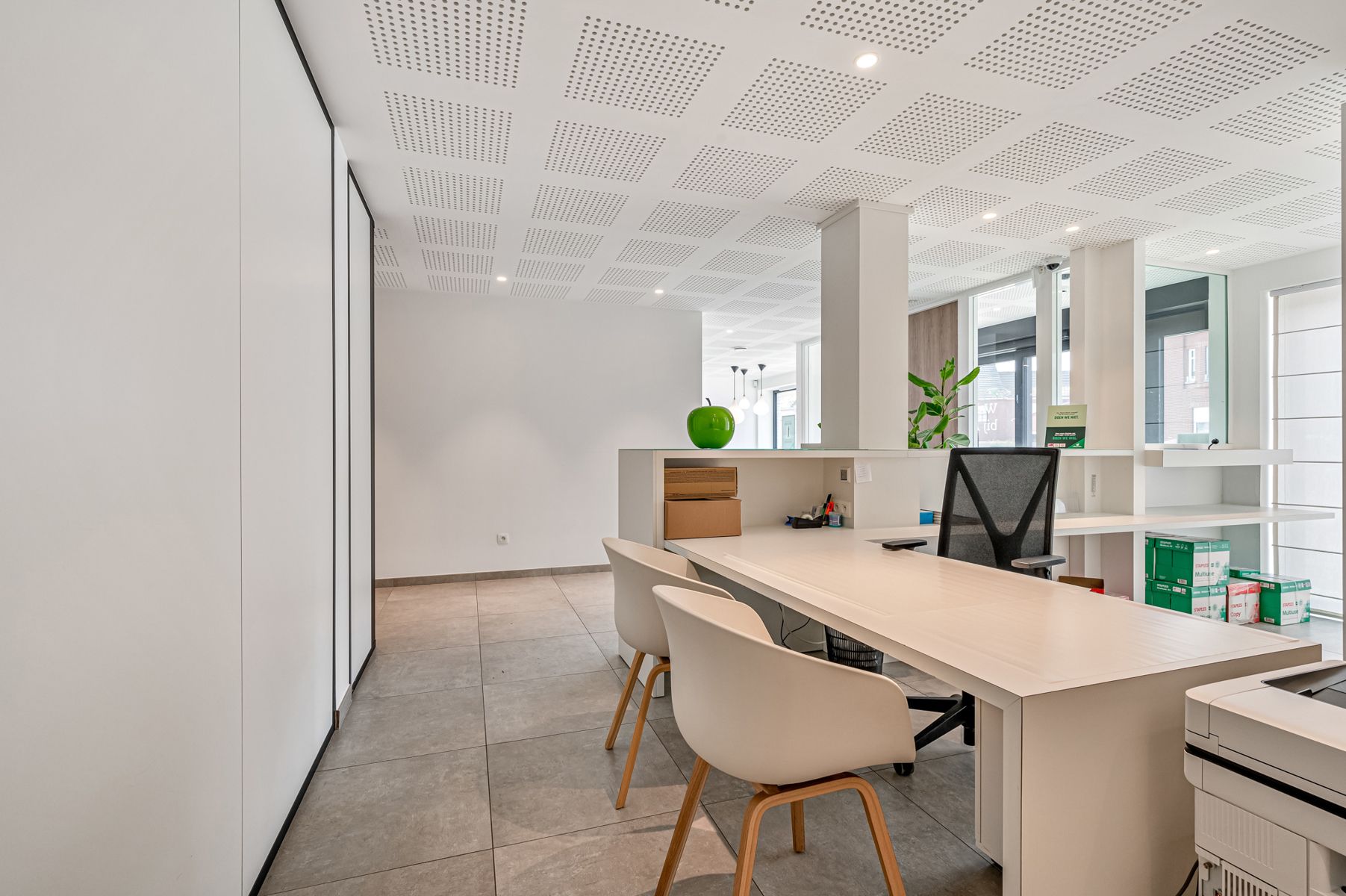 Moderne en zichtbare kantoorruimte op toplocatie foto 11