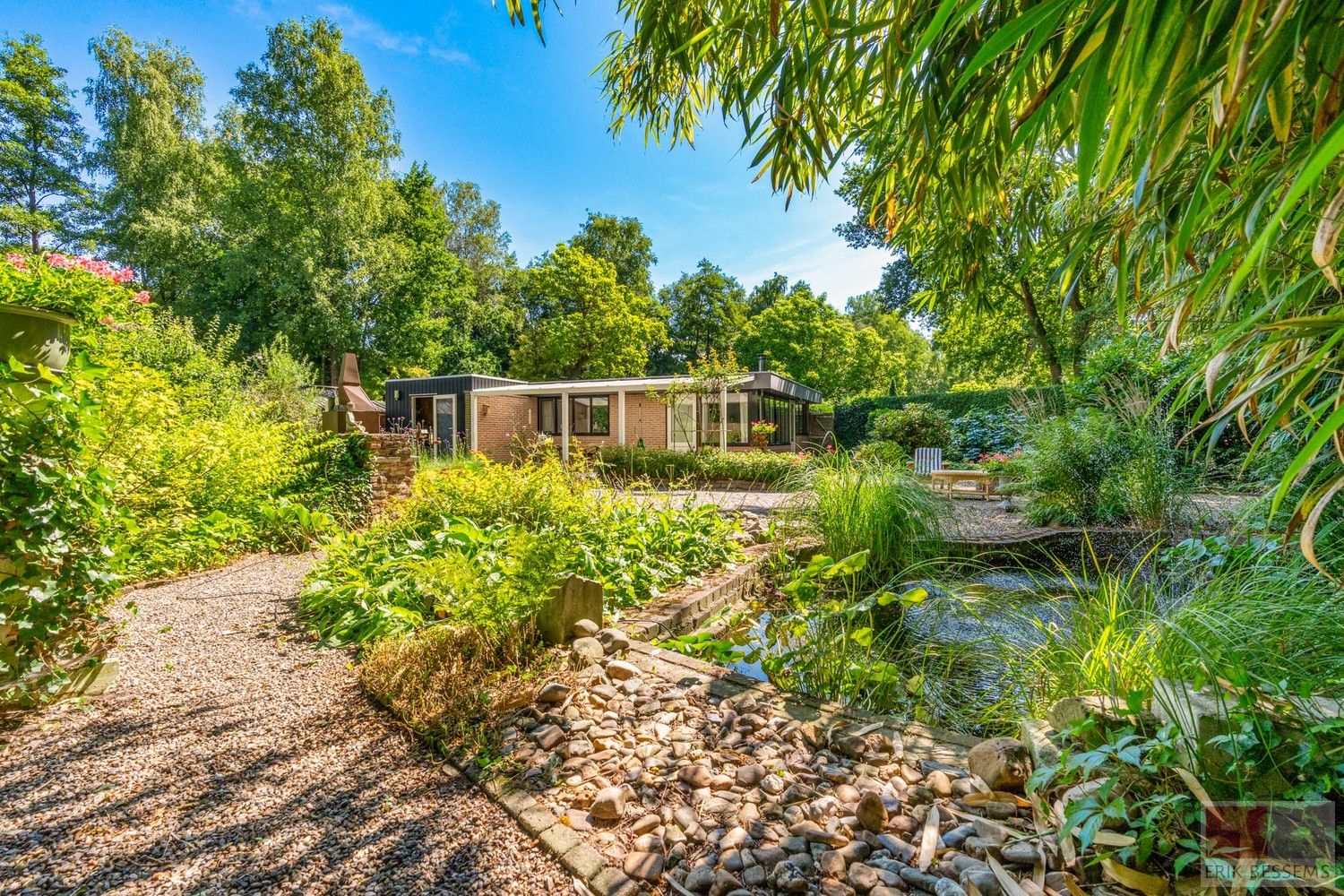 Gelijkvloerse vakantiewoning met een woonoppervlakte van 79 m², gelegen op een royaal perceel van 570 m². foto 20
